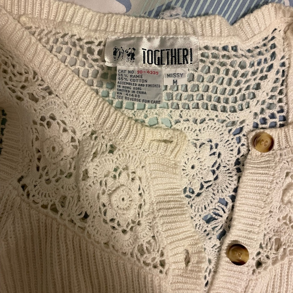 Sweater sleeveless